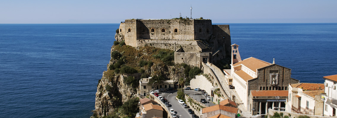 castello-ruffo.jpg